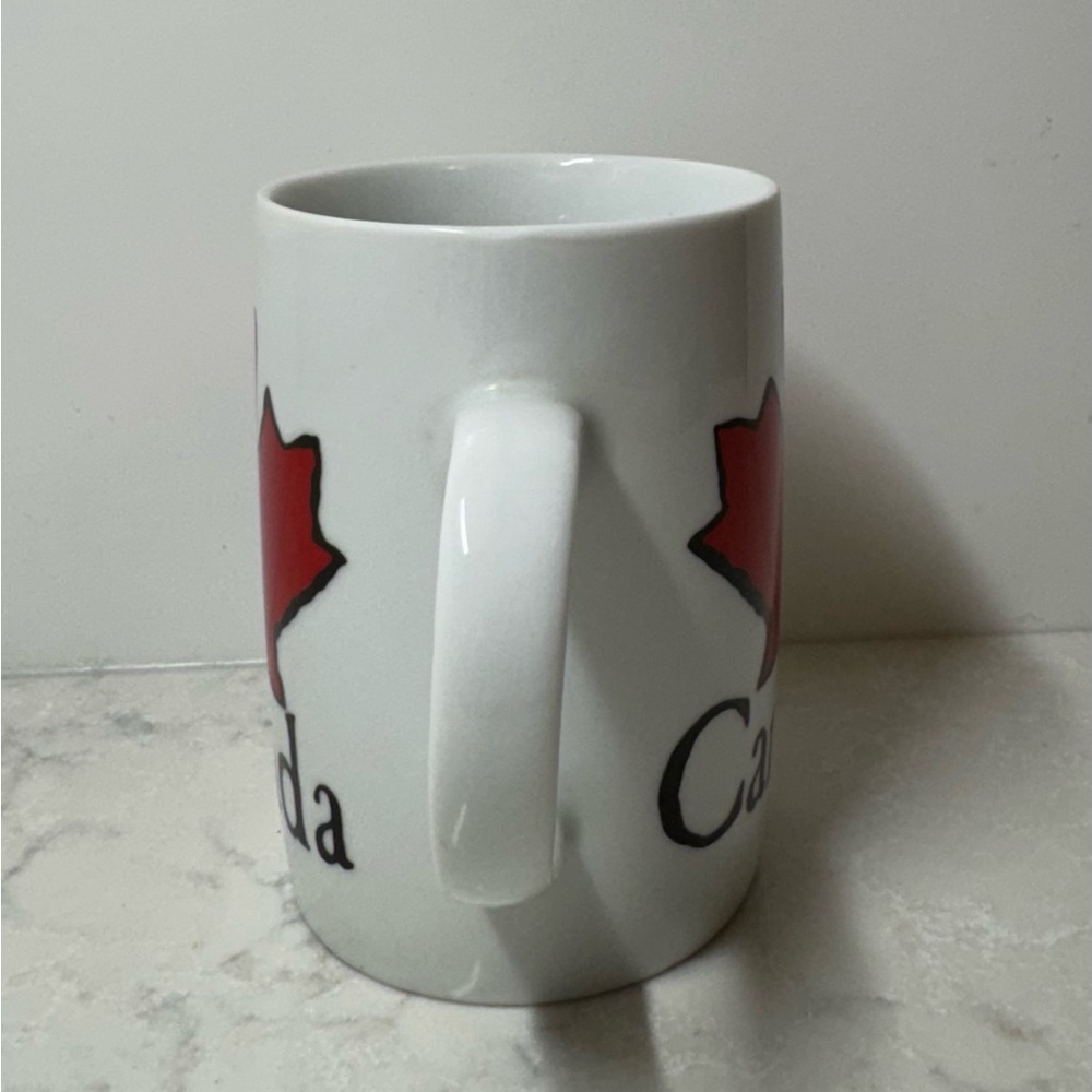Smiling Maple Leaf Canada Mug - Red and White - Picture 2 of 7